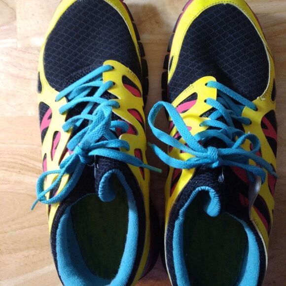 Nike Yellow and Black Free Run 2 - Picture 4 of 8